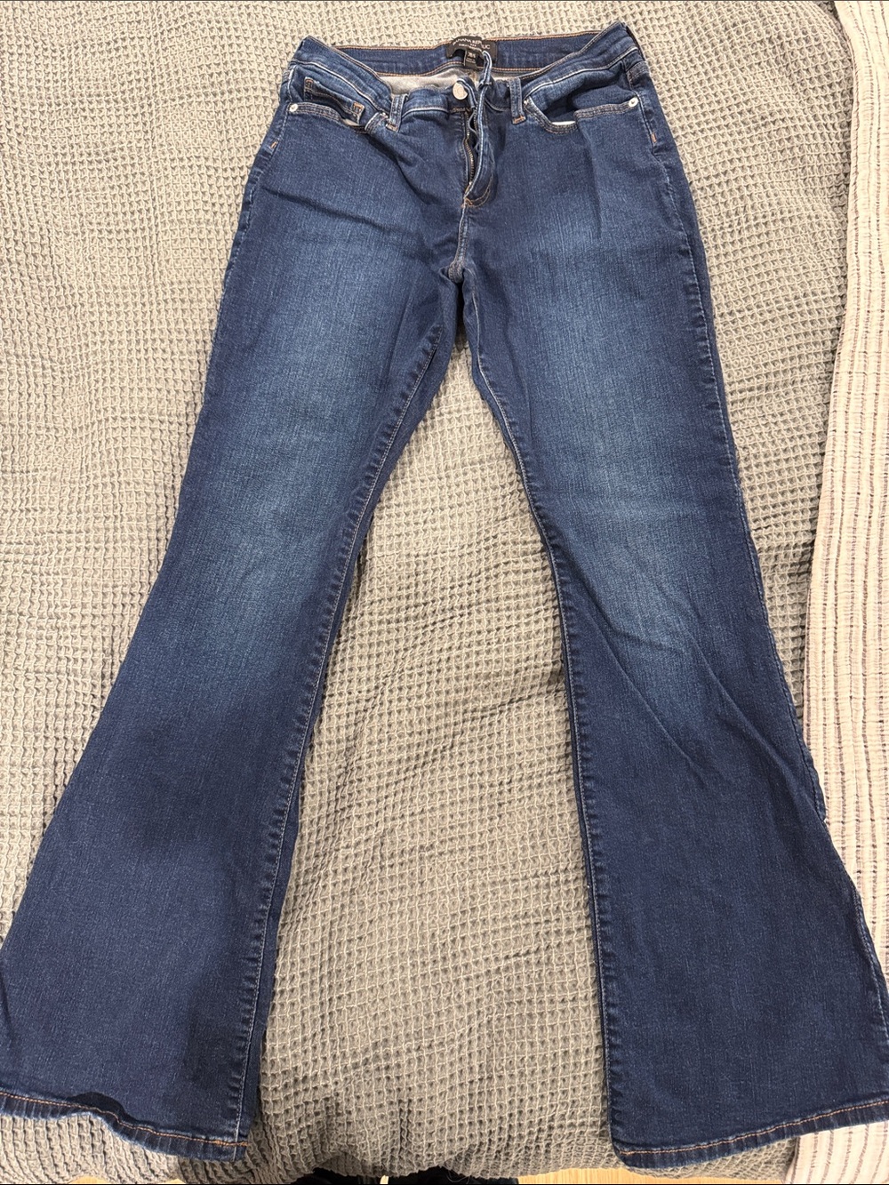 Banana Republic Women's Flare Jeans in Dark Blue Wash